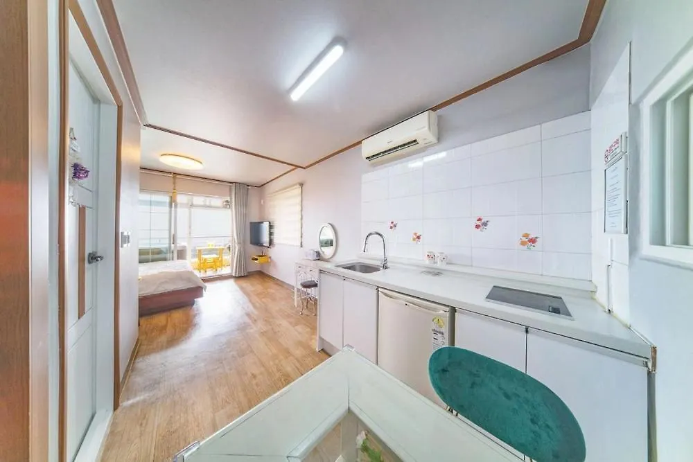 Ganghwa Petit Pension Incheon