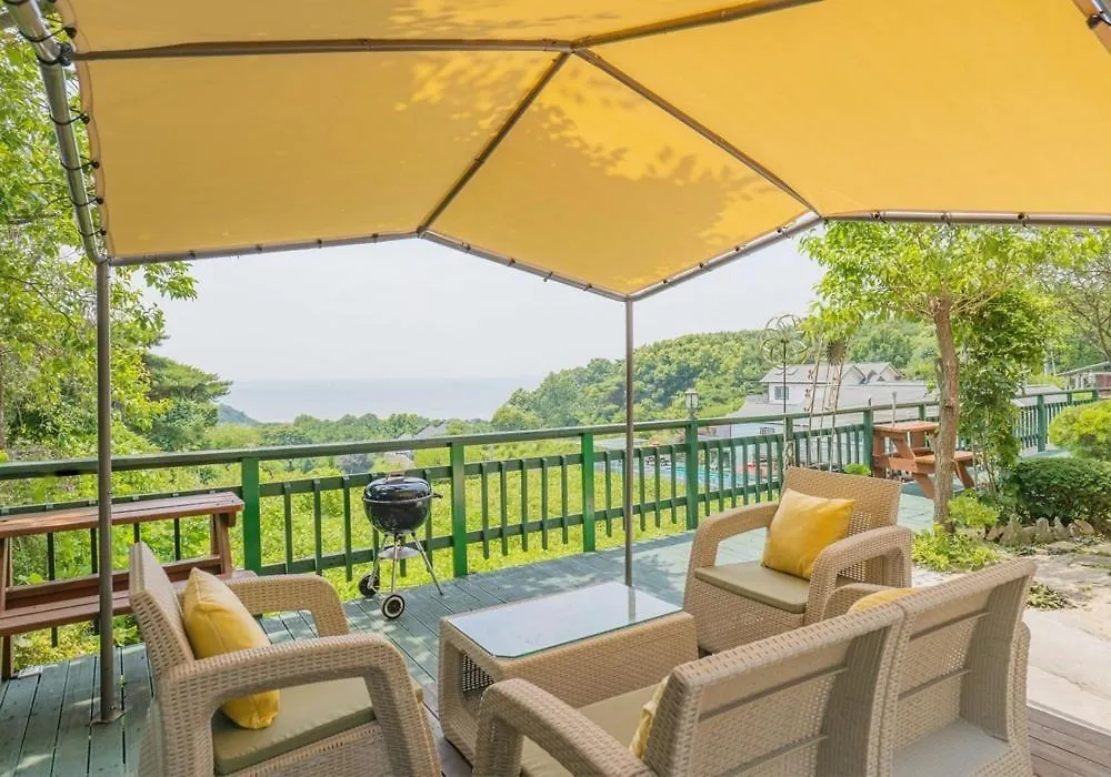 Ganghwa Petit Pension Incheon